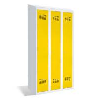 3-dverová šatníková skriňa s prepážkou a zabudovanou šikmou strieškou, LOCKER H 3 BWM TOP SHELF 